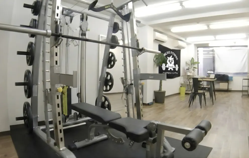 ジム内観写真: entrance