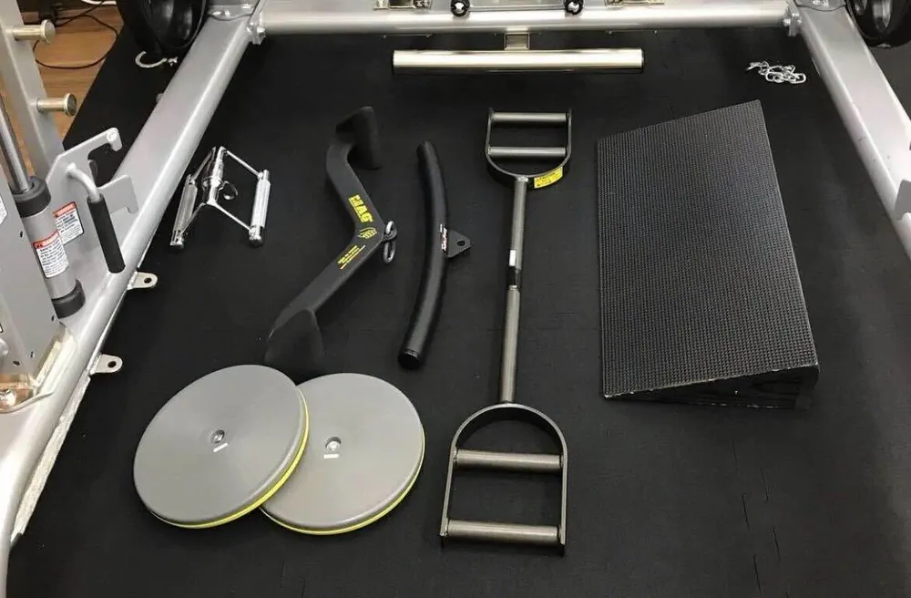 ジム内観写真: training area